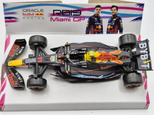 Red Bull RB19 Team Oracle F1 #11 (2023) - Miami GP - Sergio Perez -  Bburago - 1:43
