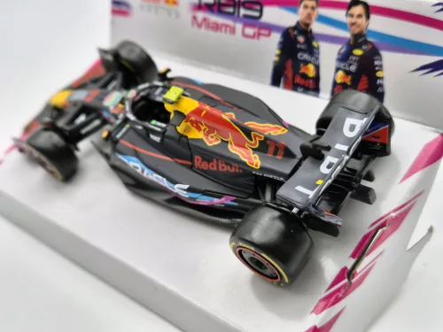 Red Bull RB19 Team Oracle F1 #11 (2023) - Miami GP - Sergio Perez -  Bburago - 1:43