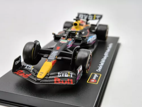 Red Bull RB19 Team Oracle F1 #1 (2023) - Miami GP - Max Verstappen - PILÓTÁVAL -  Bburago - 1:43