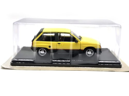 Opel Corsa 1.3 SR (1983) -  Edicola - 1:24