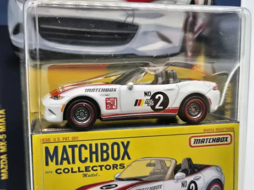 Matchbox Collectors - Mazda MX-5 Miata (2015) -  Matchbox - 1:64