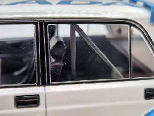 Lada 2105 VFTS 1600 R (1983) -  Ixo - 1:18