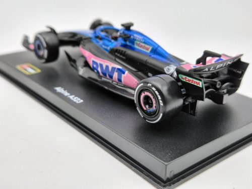 Renault Alpine A523 BWT Racing F1 #31 (2023) - Esteban Ocon - PILÓTÁVAL - Bburago - 1:43