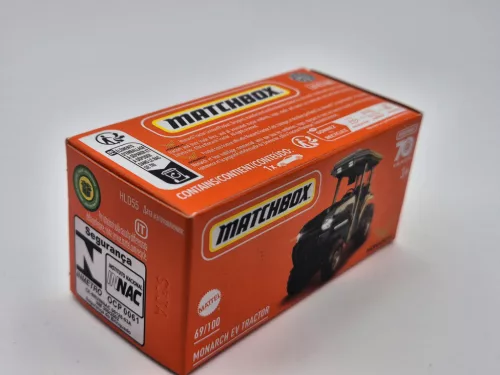 Motivo Monarch EV Tractor - 69/100 - Matchbox - 1:64