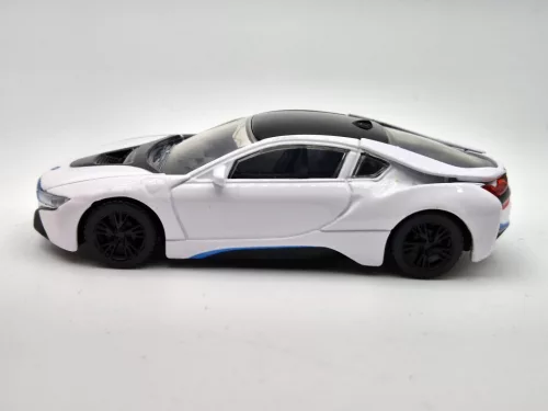BMW i8 (2015) - fehér - Rastar - 1:43