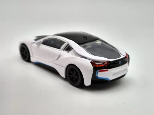 BMW i8 (2015) - fehér - Rastar - 1:43