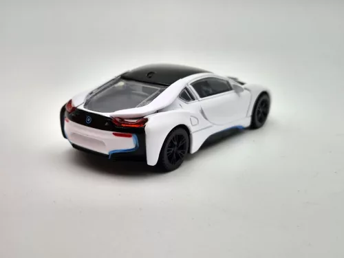 BMW i8 (2015) - fehér - Rastar - 1:43