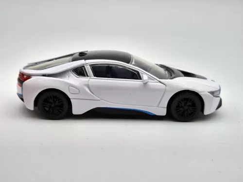 BMW i8 (2015) - fehér - Rastar - 1:43