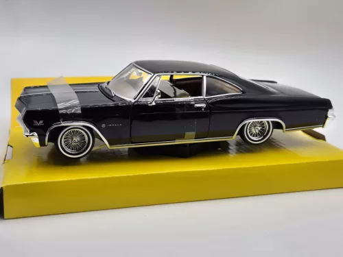 Chevrolet Impala SS 396 coupe low rider (1965) -  Welly - 1:24