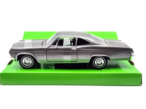 Chevrolet Chevy Impala SS 396 coupe (1965) -  Welly - 1:24