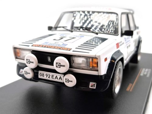 Lada 2105 VFTS #37 - Rally Acropolis (1983) - H. Ohu - T. Diener -  Ixo - 1:18