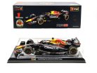 Red Bull RB18 Team Oracle F1 #1 (2022) - Max Verstappen - PILÓTÁVAL -  Bburago - 1:24
