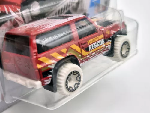 HW First Response - 2024 34/250 - Nissan Patrol Custom -  Hot Wheels - 1:64