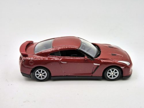 Nissan GT-R -  Welly - 1:64