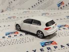 Volkswagen VW Golf 8 Gti (2020) - fehér -  Welly - 1:34-1:39