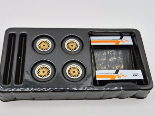 Lada VFTS kerék - kerékszett - kerekek -  Ixo - 1:18