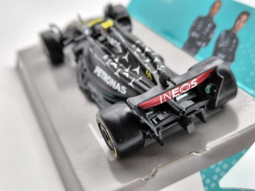Mercedes-AMG Petronas Team W14 F1 #44 (2023) - Lewis Hamilton  -  BBurago - 1:43
