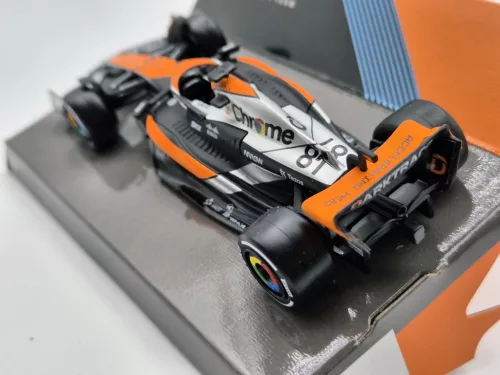 McLaren MCL60 F1 #81 (2023) - British GP 4th - Oscar Piastri -  BBurago - 1:43