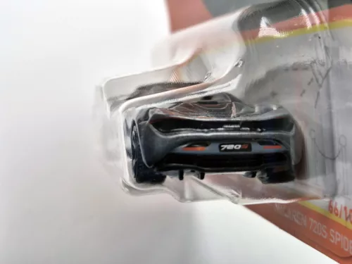 McLaren 720S Spider - 2023 66/100 - bliszteres -  Matchbox - 1:64
