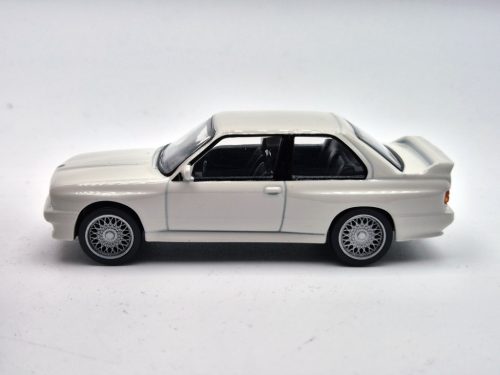 BMW E30 M3 (1986) - fehér -  Norev - 1:43