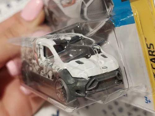 Hot Wheels Ford Transit Connect - HW Art Cars 6/10 - 64/250 -  Hot Wheels - 1:64