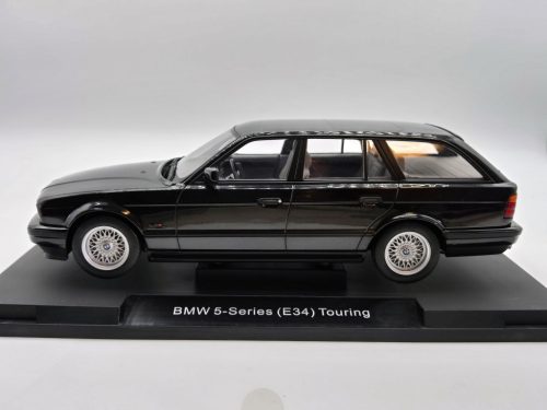 BMW E34 540i Touring -  MCG - 1:18 1/18 modellautó modell autó