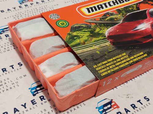 Elektromos kisautó gyűjtemény - 12 db-os -  Matchbox - 1:64