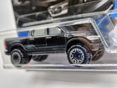 Hot Wheels RAM 1500 Rebel (2020) - Factory Fresh 3/10 - 24/250 -  Hot Wheels - 1:64