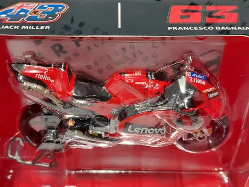 MotoGP - Ducati Desmomedici GP22 #63 (2022) motor  - Francesco Bagnaia -  Maisto - 1:18