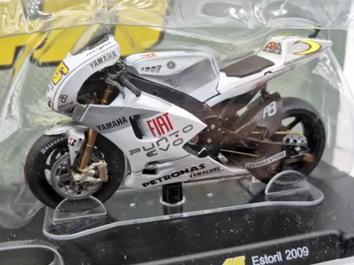 MotoGP - Yamaha YZR M1 #46 (2009) motor  - Valentino Rossi -  Edicola - 1:18