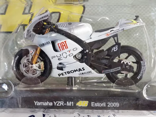MotoGP - Yamaha YZR M1 #46 (2009) motor  - Valentino Rossi -  Edicola - 1:18