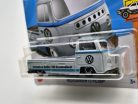 Hot Wheels Volkswagen T2 Pickup - HW Hot Trucks 1/10 - 42/250 -  Hot Wheels - 1:64