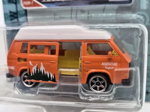 Volkswagen VW T3 transporter Camper (1979) - narancs -  Majorette - 1:64