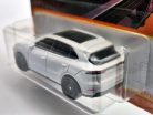 Porsche Cayenne Turbo - 2024 27/100 - hosszú kártyás -  Matchbox - 1:64