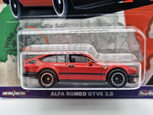 Hot Wheels Premium - Car Culture - World Tour - Alfa Romeo GTV6 3.0 -  Hot Wheels - 1:64