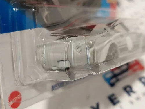 Hot Wheels Nissan Skyline 2000GT-R LBWK  - Then and now - 191/250 -  Hot Wheels - 1:64