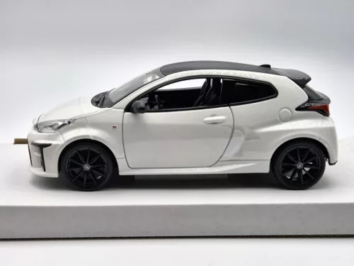 Toyota GR Yaris (2021) -  Maisto - 1:24