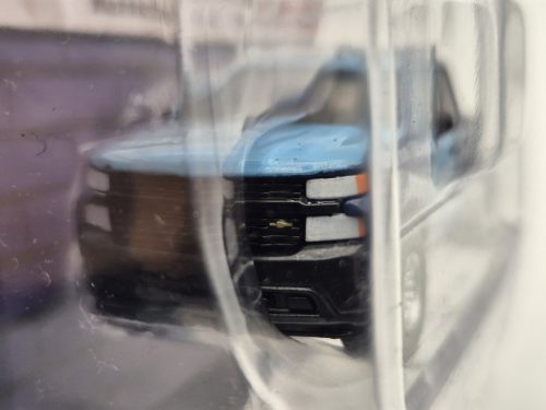 Chevrolet Silverado Police (2021) -  Greenlight - 1:64 - kis hibával