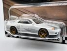 Hot Wheels Premium - Boulevard - Nissan Skyline GT-R (BNR32) -  Hot Wheels - 1:64