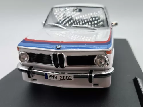 BMW 2002tii turbo (1971) -  Solido - 1:18
