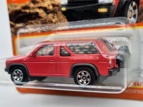 Nissan Pathfinder (1985) - 54/100 - bliszteres -  Matchbox - 1:64