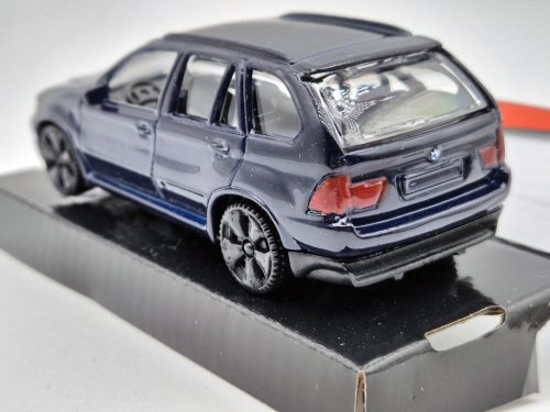 BMW X5 E53 -  Motormax - 1:43