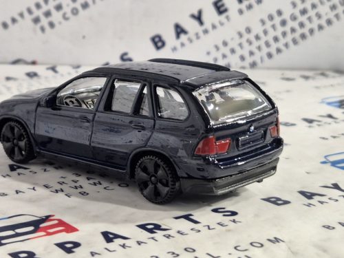 BMW X5 E53 -  Motormax - 1:43