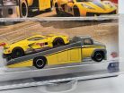 Hot Wheels Team Transport - Corvette C8-R - Carry on Truck  -  Hot Wheels - 1:64