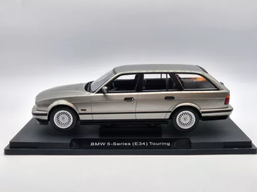 BMW E34 (1991) Touring -  MCG - 1:18