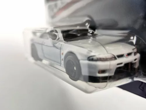 Hot Wheels Premium - Car Culture - Modern Classics - Nissan Skyline GT-R (BCNR33) -  Hot Wheels - 1:64