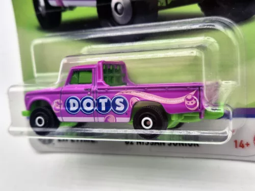 Matchbox Candy - '62 Nissan Junior - 1/6 - hosszú kártyás -  Matchbox - 1:64