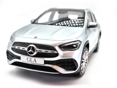 Mercedes - Benz GLA class H247 (2020) -  Z-Models - 1:18