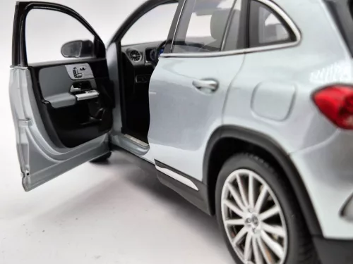 Mercedes - Benz GLA class H247 (2020) -  Z-Models - 1:18