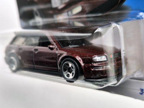 Hot Wheels Audi Avant RS2 - HW: '70s vs. '90s  2/10 - 29/250 -  Hot Wheels - 1:64